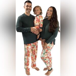 Burts Bees Men’s Organic Christmas Pajamas